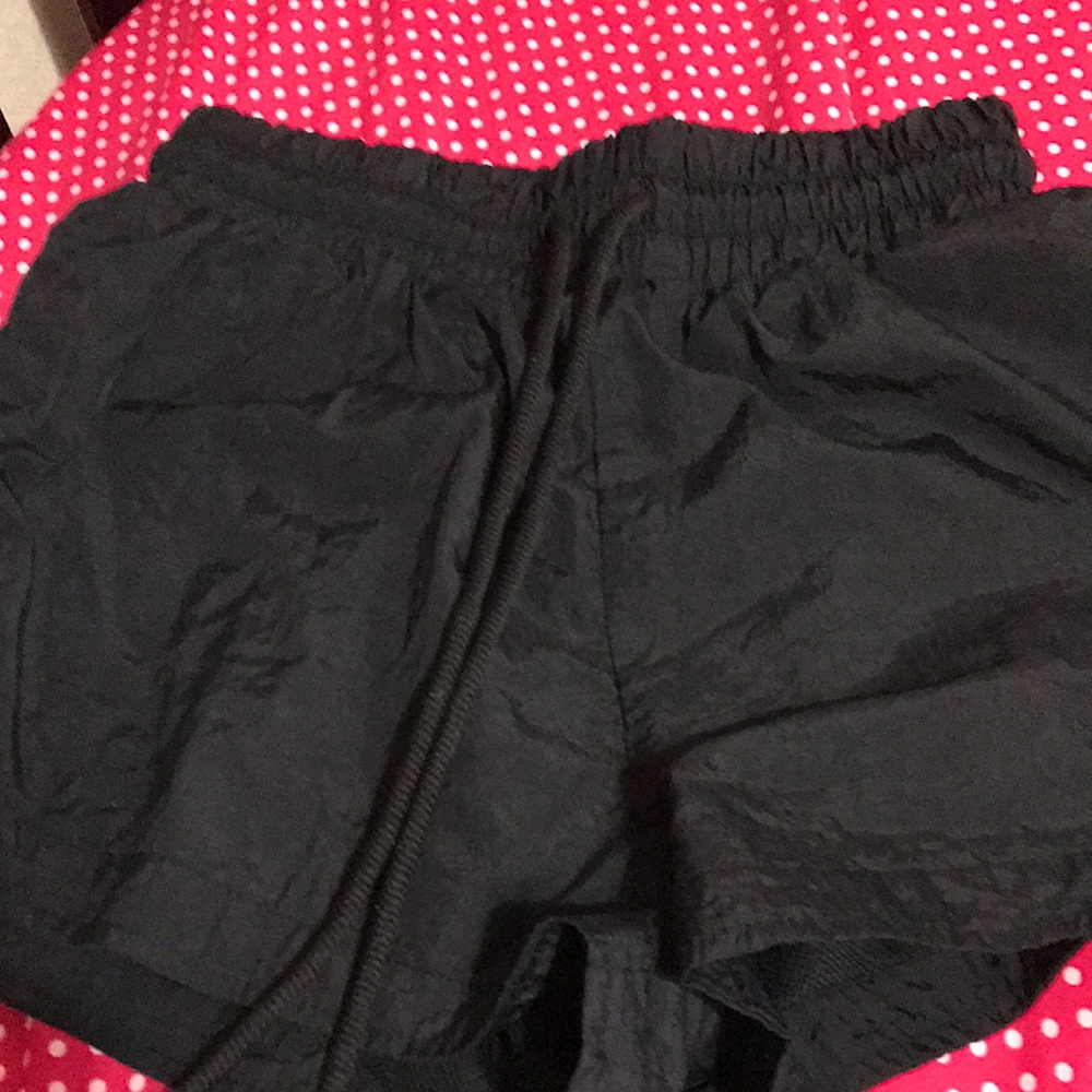 Forever 21 black shorts size medium